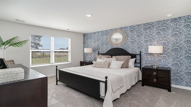 31 Ashworth Dr., Tabor City, NC 28463