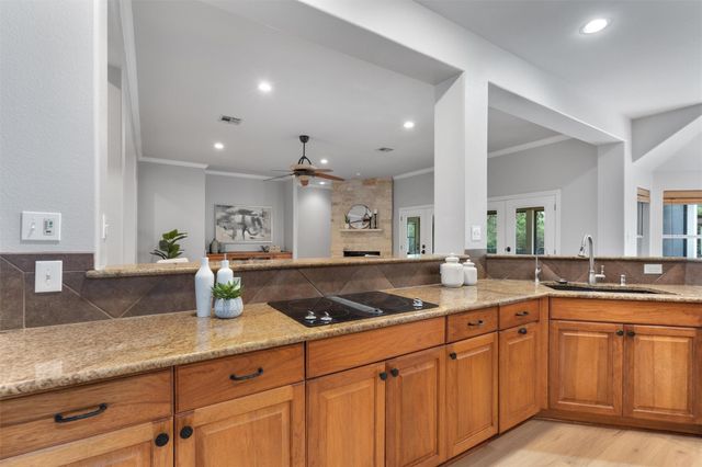 208 Neal DR, Liberty Hill, TX 78642