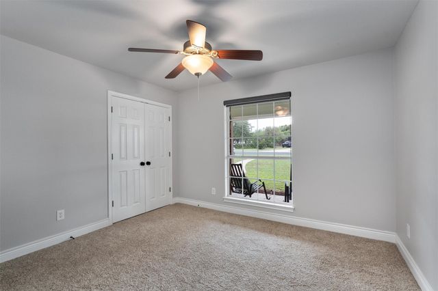 208 Neal DR, Liberty Hill, TX 78642