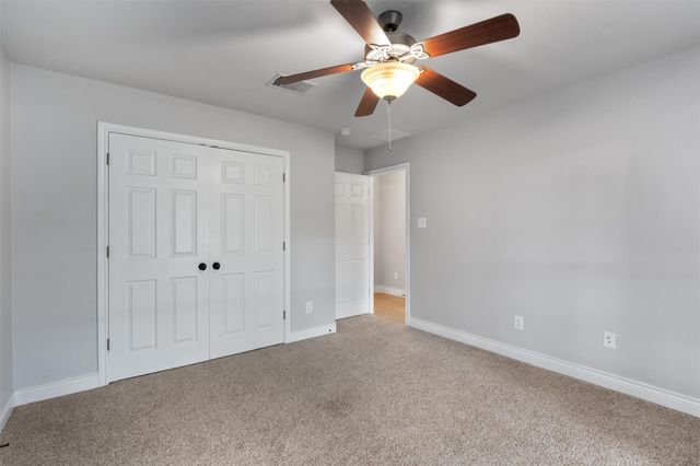 208 Neal DR, Liberty Hill, TX 78642