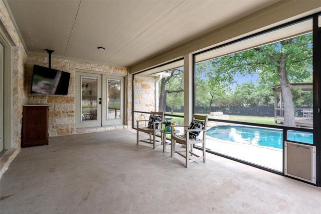 208 Neal DR, Liberty Hill, TX 78642