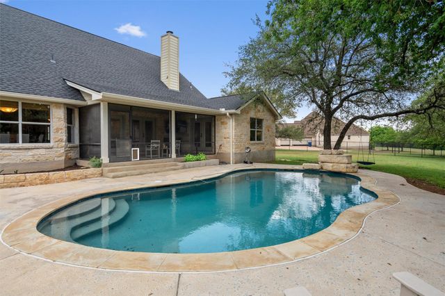 208 Neal DR, Liberty Hill, TX 78642