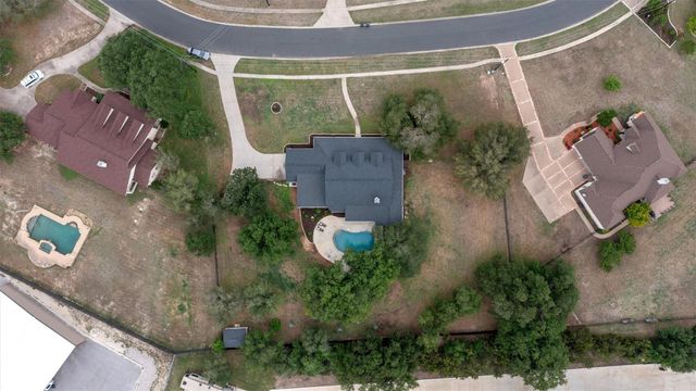208 Neal DR, Liberty Hill, TX 78642