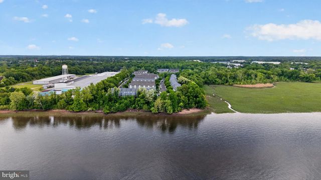 3 SWAN CT, Delran, NJ 08075