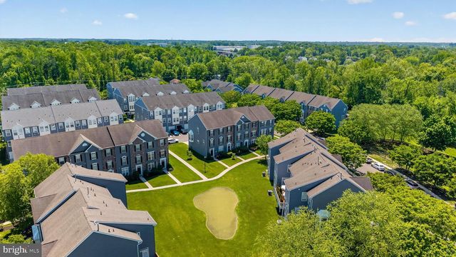 3 SWAN CT, Delran, NJ 08075
