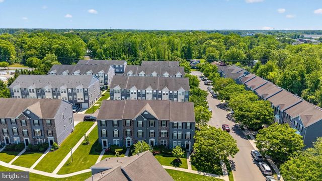 3 SWAN CT, Delran, NJ 08075