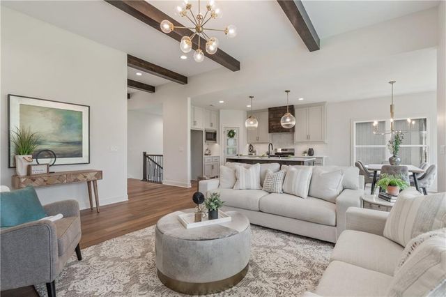 4125 NE Dearborn Lane, Lee's Summit, MO 64064