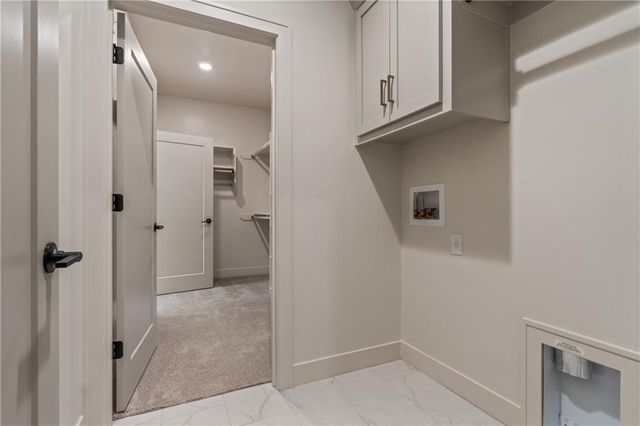 4125 NE Dearborn Lane, Lee's Summit, MO 64064