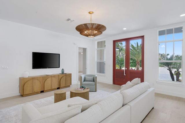 11899 Sanbourn Court, Palm Beach Gardens, FL 33412