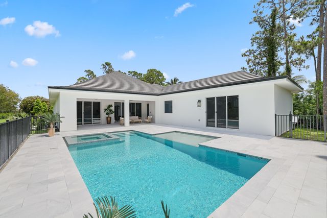 11899 Sanbourn Court, Palm Beach Gardens, FL 33412