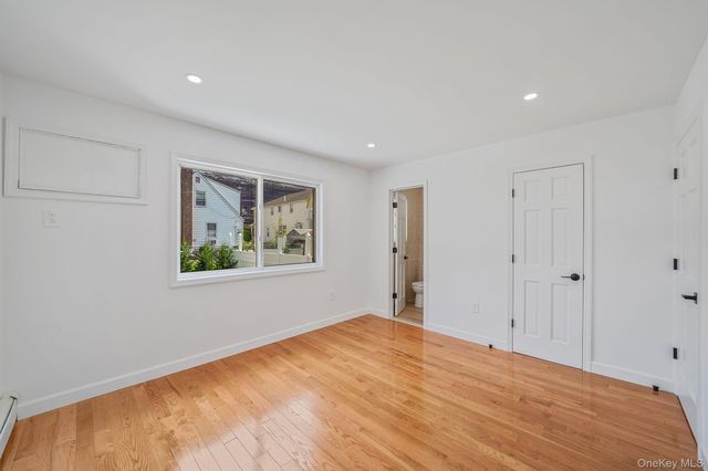 14225 250th Street, Rosedale, NY 11422
