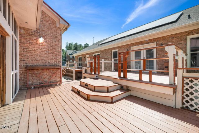 929 Old Baron Drive, Fuquay Varina, NC 27526