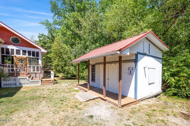 929 Old Baron Drive, Fuquay Varina, NC 27526