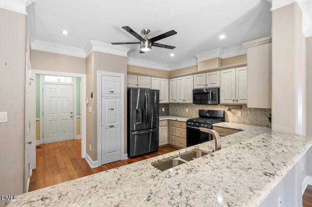 929 Old Baron Drive, Fuquay Varina, NC 27526