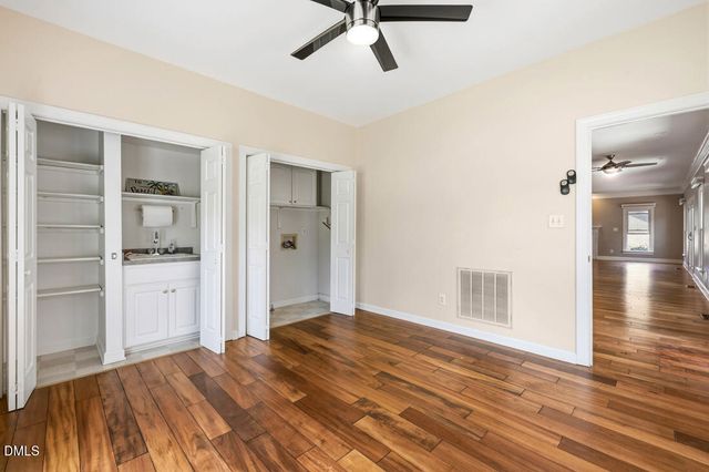 929 Old Baron Drive, Fuquay Varina, NC 27526