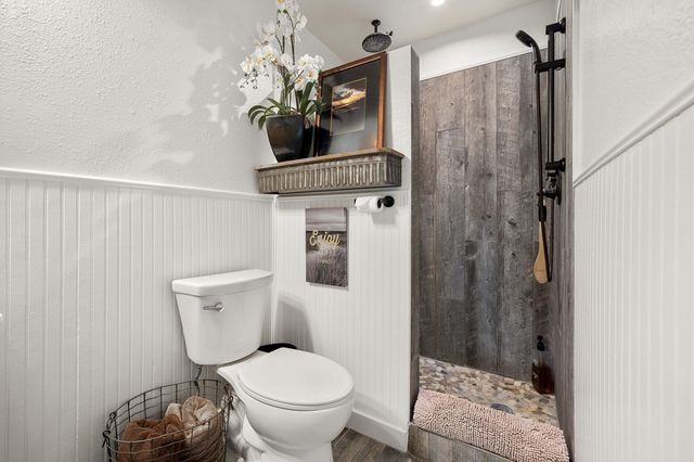 221 Marion Dr. D104, Rockport, TX 78382