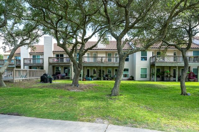 221 Marion Dr. D104, Rockport, TX 78382