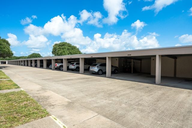 221 Marion Dr. D104, Rockport, TX 78382