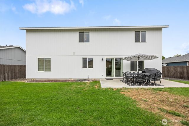 1909 Dilley Avenue, Moses Lake, WA 98837