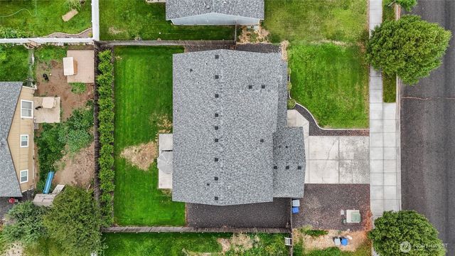 1909 Dilley Avenue, Moses Lake, WA 98837