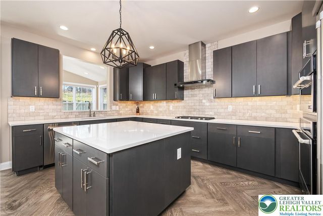 6507 Fox Glove Lane, Upper Saucon Twp, PA 18034