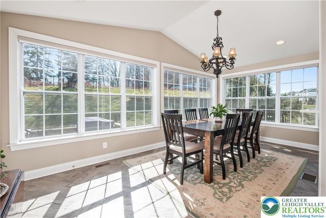 6507 Fox Glove Lane, Upper Saucon Twp, PA 18034