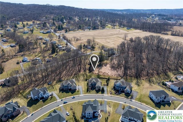 6507 Fox Glove Lane, Upper Saucon Twp, PA 18034