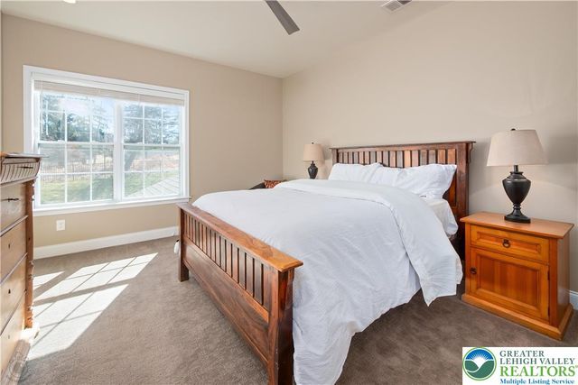 6507 Fox Glove Lane, Upper Saucon Twp, PA 18034