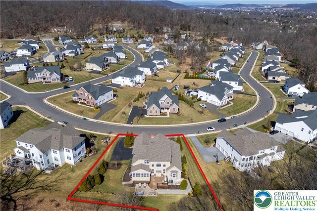 6507 Fox Glove Lane, Upper Saucon Twp, PA 18034