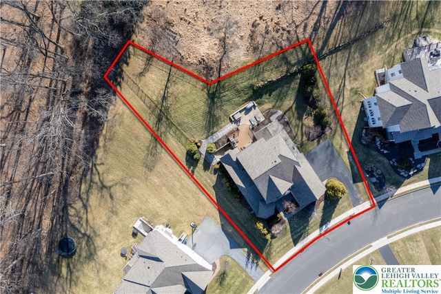 6507 Fox Glove Lane, Upper Saucon Twp, PA 18034