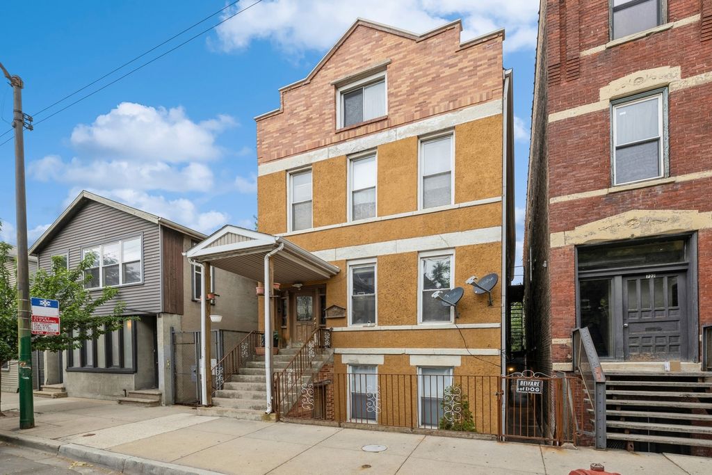 724 W 18th Street G, Chicago, IL 60616