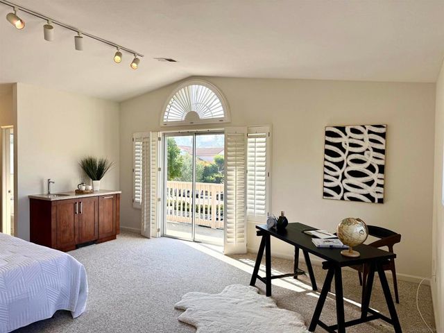 421 Santa Helena, Solana Beach, CA 92075