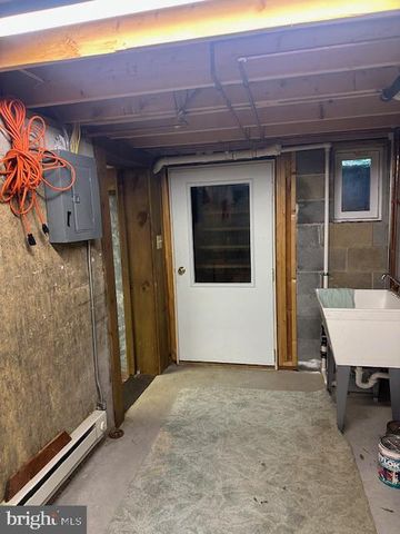 1974 YINGLING DR, Spring Grove, PA 17362