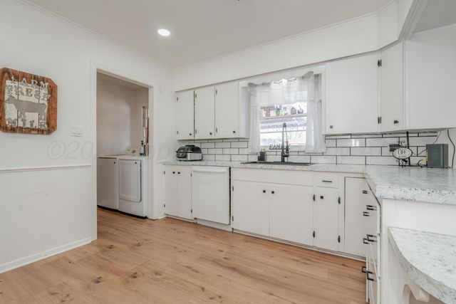 312 NW 6th Street, Tulia, TX 79088