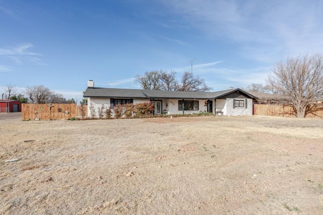 312 NW 6th Street, Tulia, TX 79088