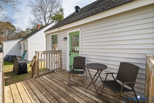 508 Dakar Dr, Sandston, VA 23150