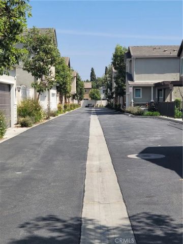 13 Edgemont, Compton, CA 90221