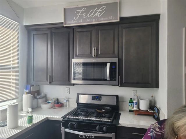 13 Edgemont, Compton, CA 90221