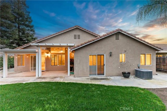 2168 E Powers, Fresno, CA 93720