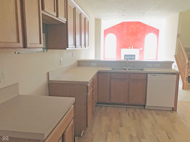 855 Gazebo Way C, Greenwood, IN 46142