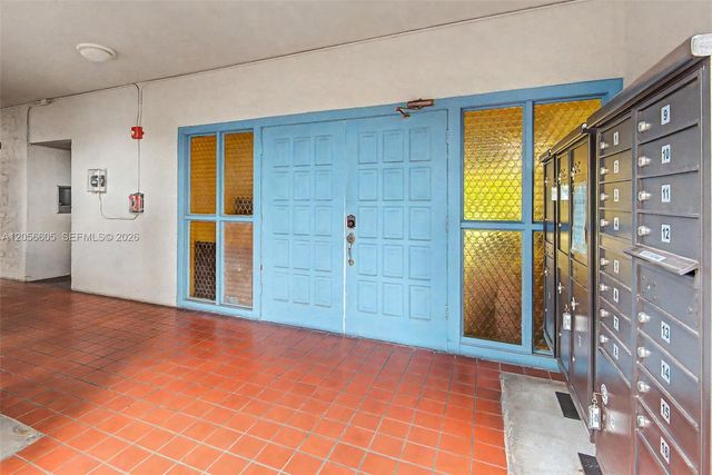 12590 NE 16th Ave 402, North Miami, FL 33161