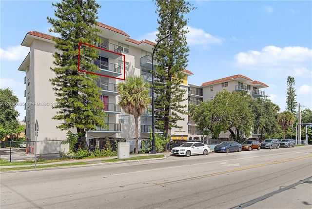 12590 NE 16th Ave 402, North Miami, FL 33161