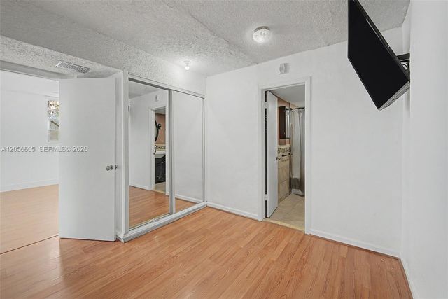 12590 NE 16th Ave 402, North Miami, FL 33161
