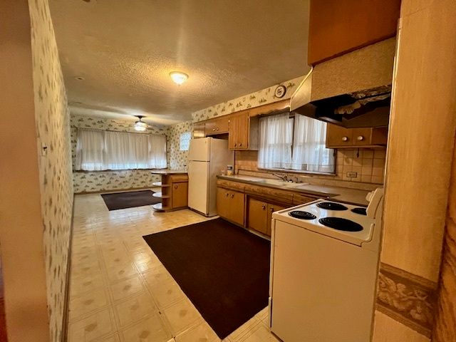 5827 S Austin Avenue, Chicago, IL 60638