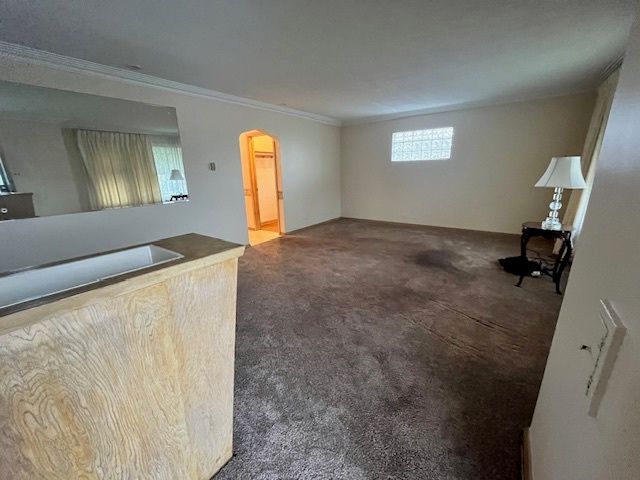 5827 S Austin Avenue, Chicago, IL 60638