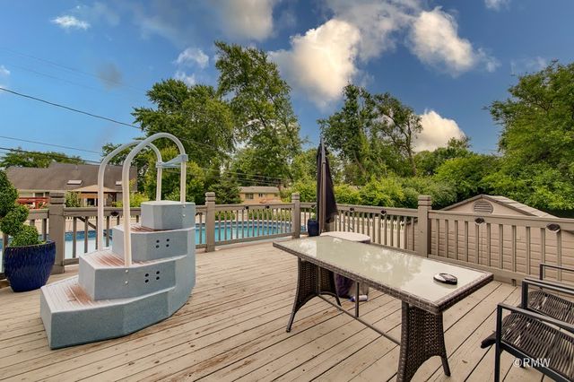 729 N 7TH Avenue, Addison, IL 60101