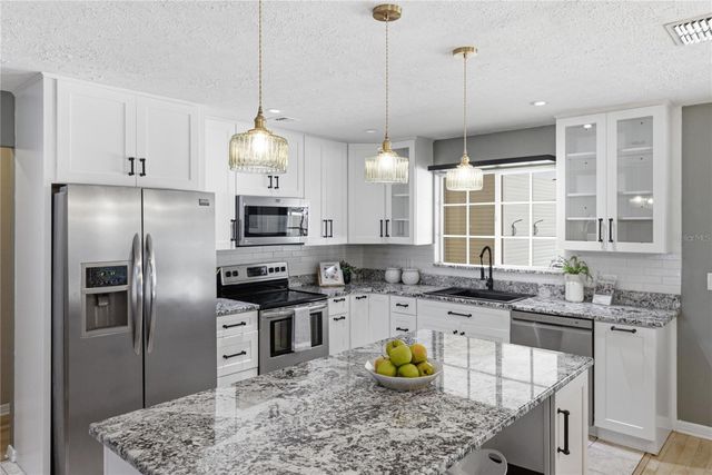 3501 E TRAPNELL ROAD, Plant City, FL 33566