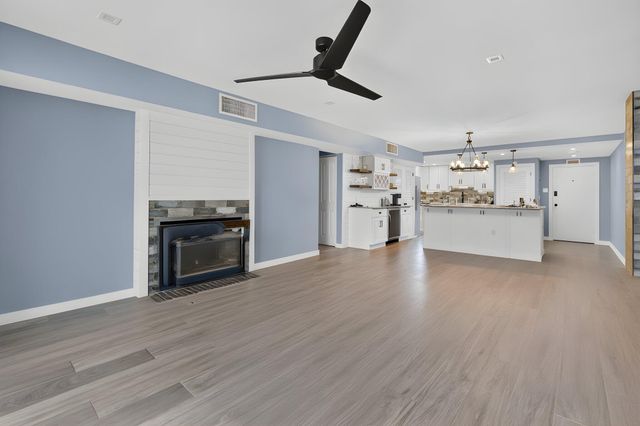 1200 Marine Way E 803B, North Palm Beach, FL 33408