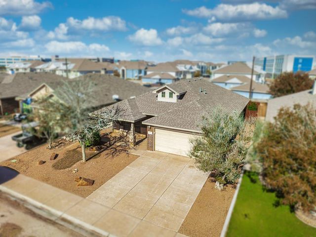 5802 Nolan Ryan Dr, Midland, TX 79706