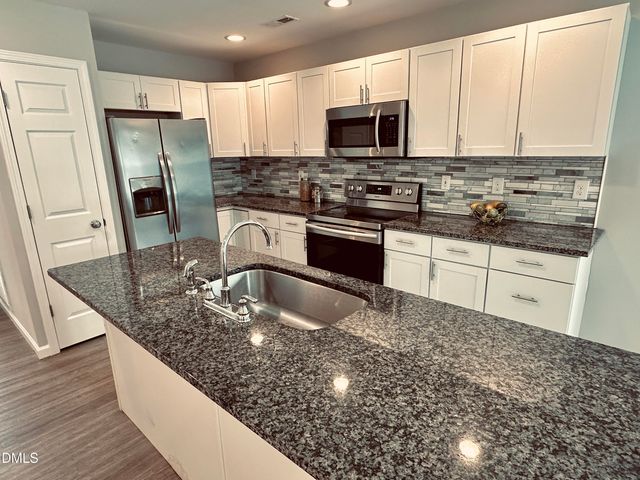 105 Hunter Place, Carrboro, NC 27510